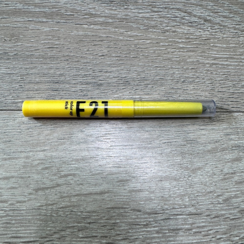 NIP Forever 21 Color Up Stick Chartreuse Neon Yellow Green Eye Face Crayon